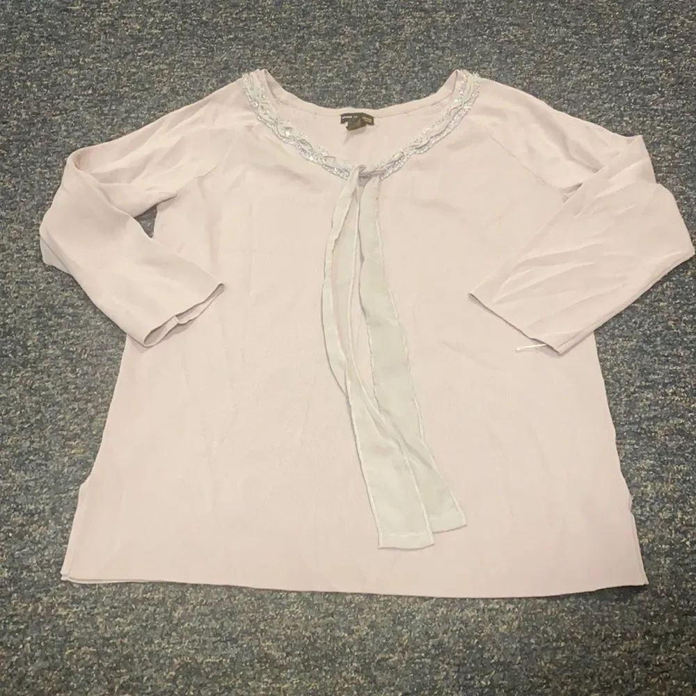 Dane Lewis Bedazzled Lavender Top sz. XL